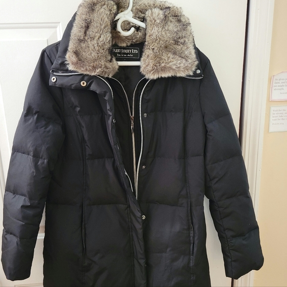 fleet street Jackets & Blazers - (Like New) Women's Fleet Street Hooded Faux Silk Jacket Size M.